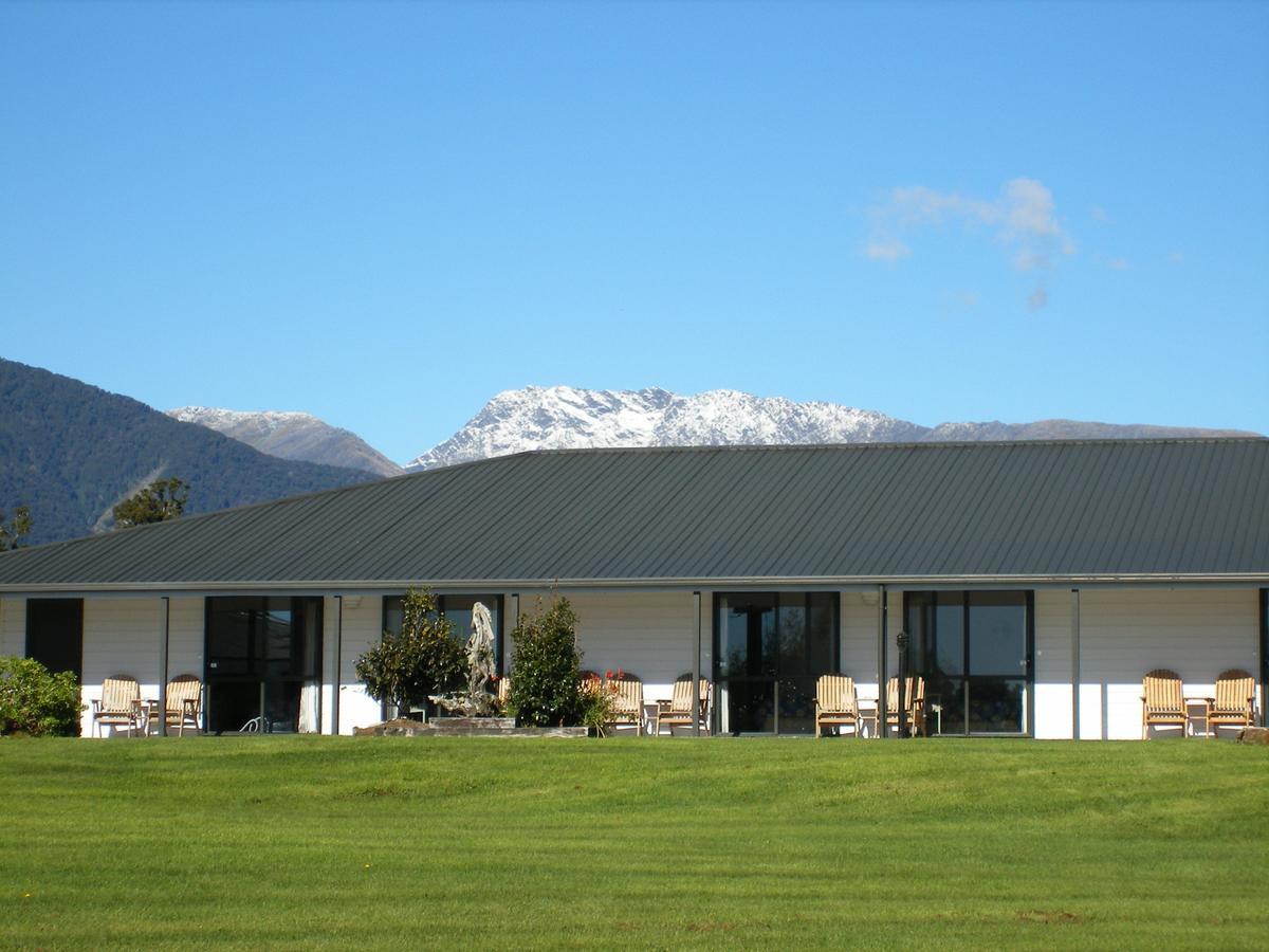 Heritage Park Lodge 하스트 외부 사진